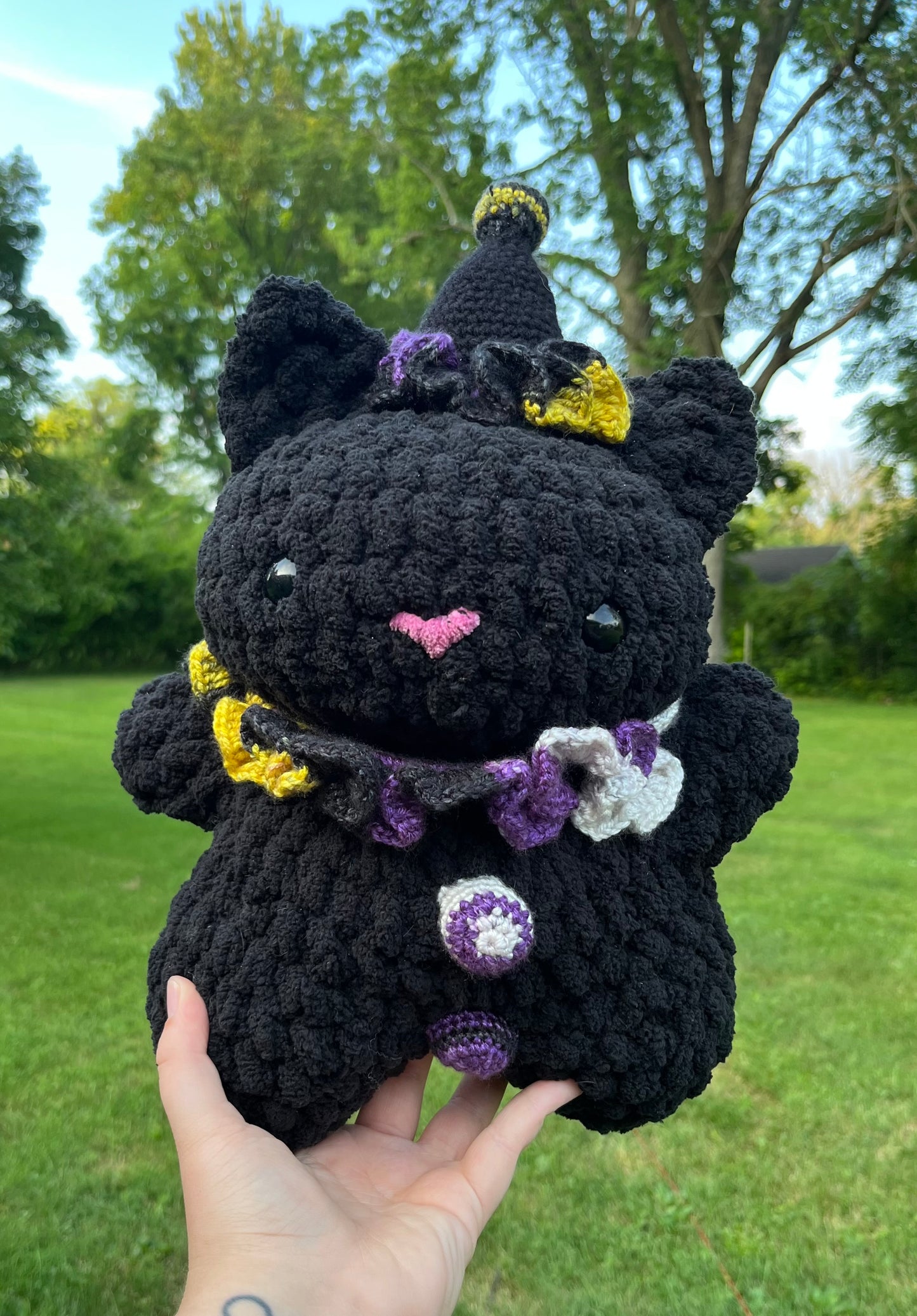 Large crochet cat clown